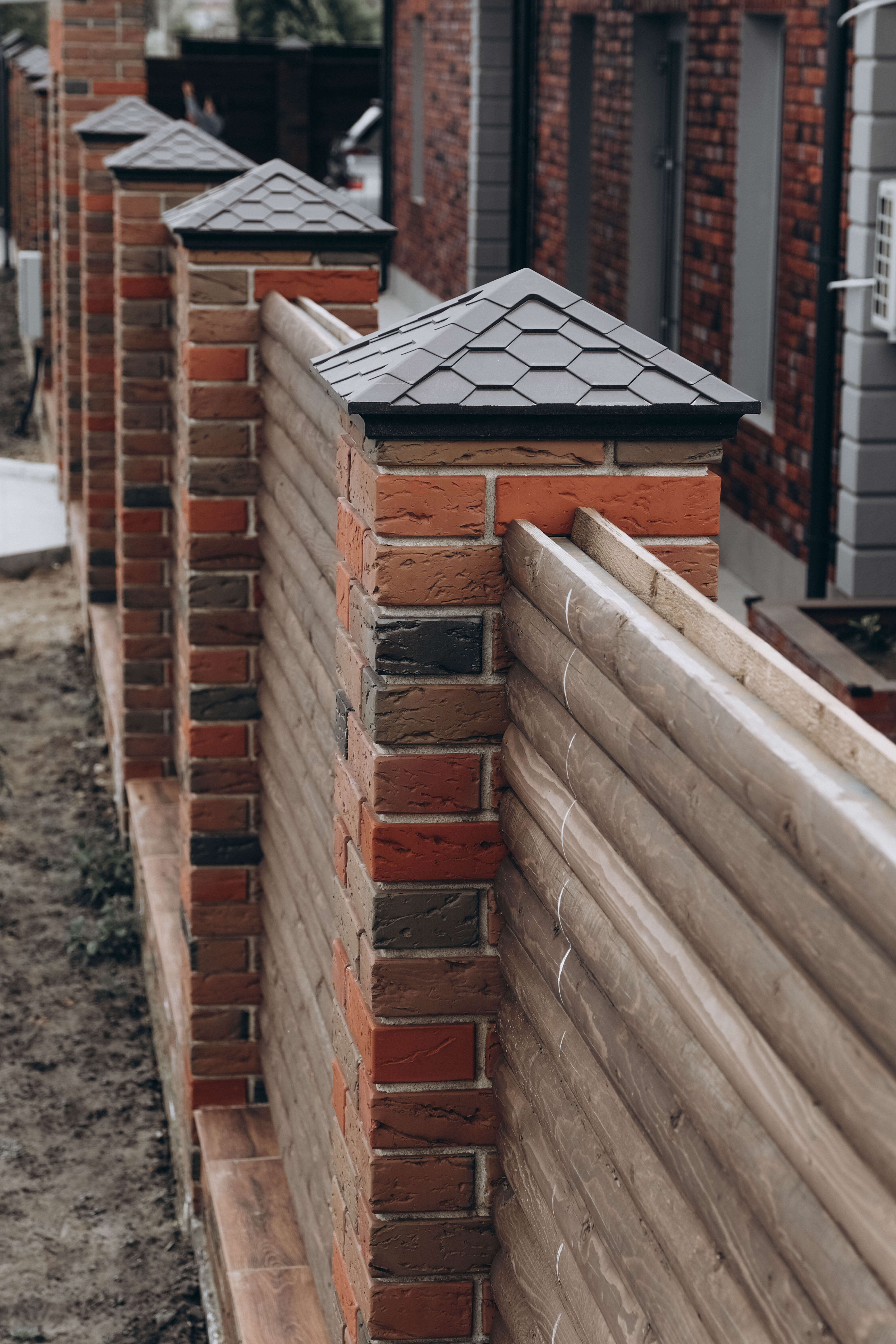 Колпак Zking Эверест Коричневый на столб 1.5х1.5 кирпича (390х390мм) в Кирове фото